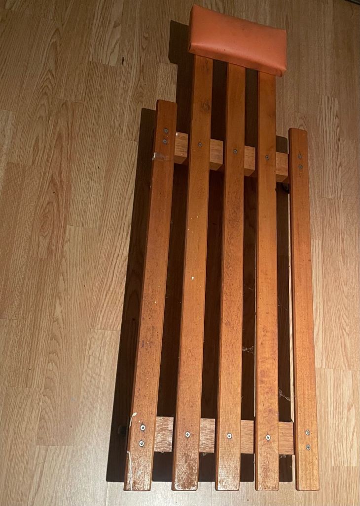 Car under crawler with wheels