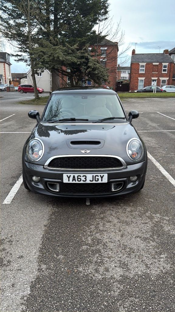 Mini, Cooper S Hatchback, 2014, Manual, 1598 (cc), 3 doors