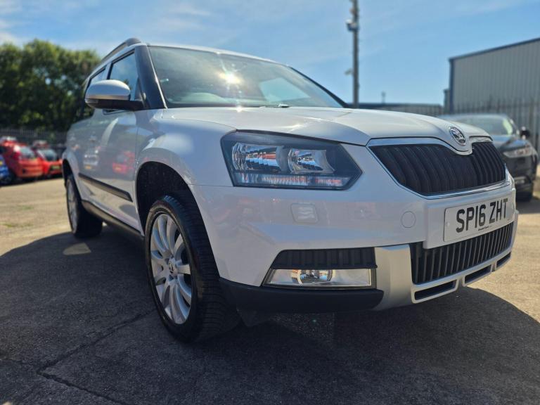 2016 Skoda Yeti 1.2 TSI SE Outdoor Euro 6 (s/s) 5dr HATCHBACK Petrol Manual
