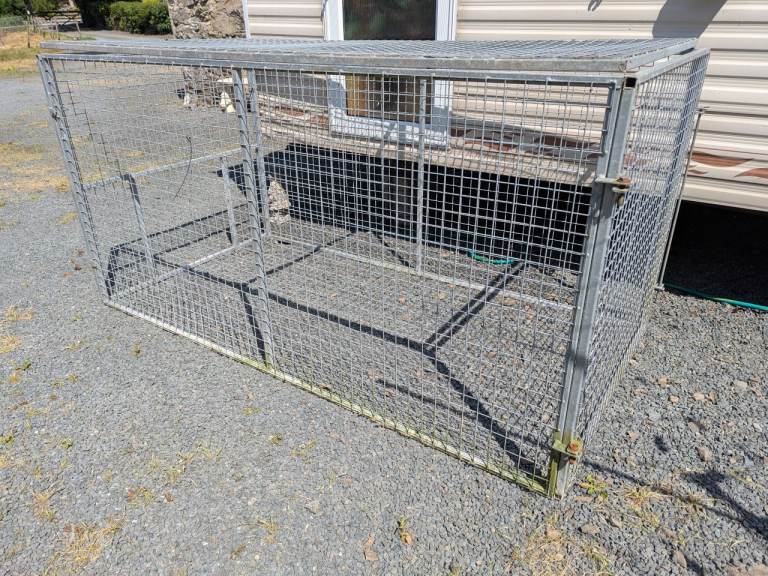 DOG PEN AND KENNEL CAN DELIVER RUN CAGE 