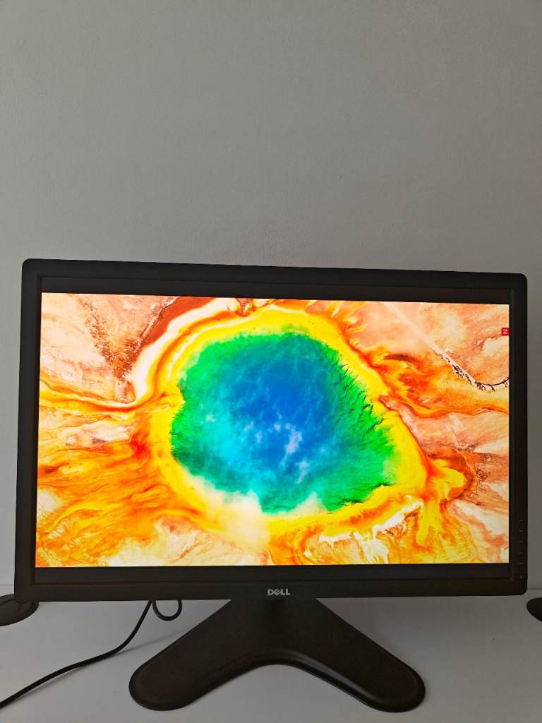 Dell UltraSharp U3014t 30" Professional 1600p Monitor 