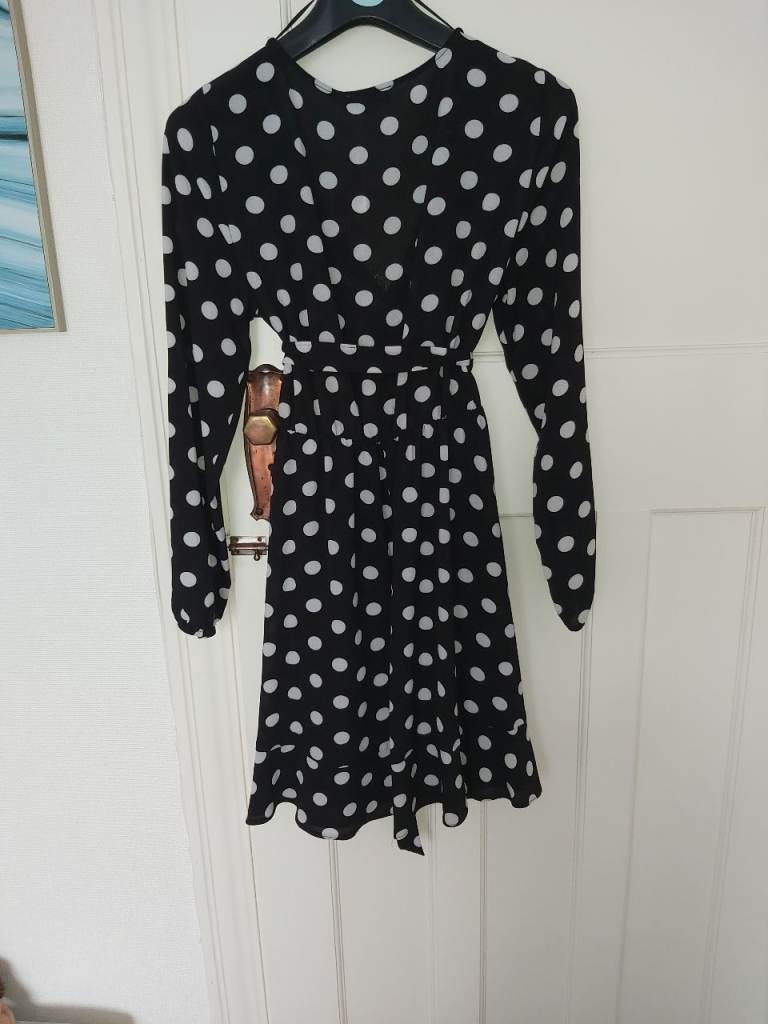 Polka dot dress size 12