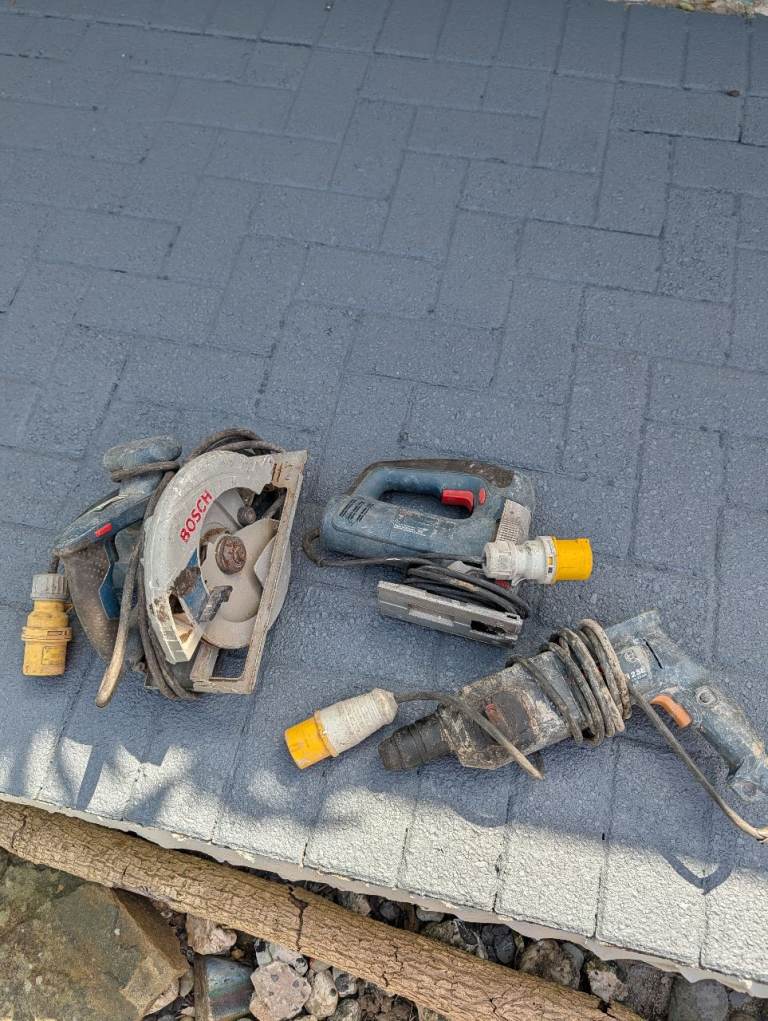 Bosch 110v circular saw jigsaw and hammer drill 