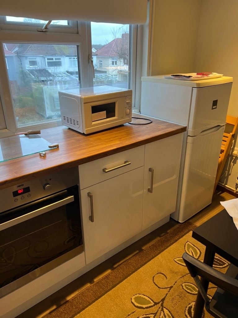 Studio with all bills included 