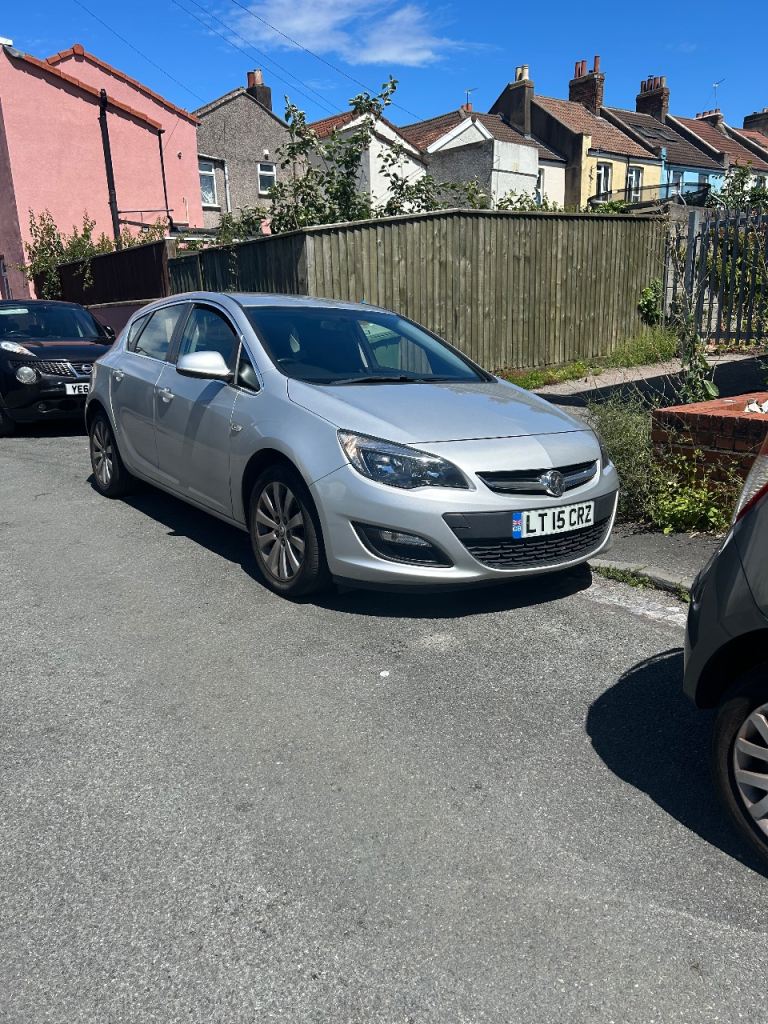 Vauxhall, ASTRA, Hatchback, 2015, Manual, 1598 (cc), 5 doors