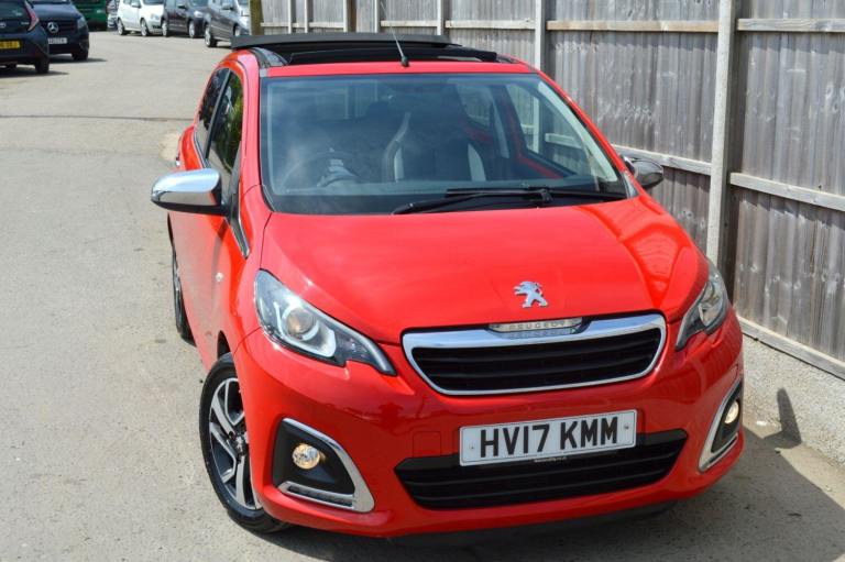image for 2017 Peugeot 108 1.2 PureTech Allure Top! Euro 6 5dr HATCHBACK Petrol Manual
