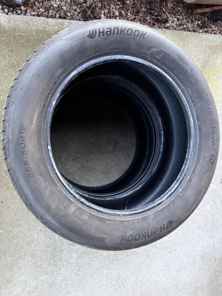 Qty 2 Hankook Ventus S1 Evo 3 EV Tyres 255/50/19