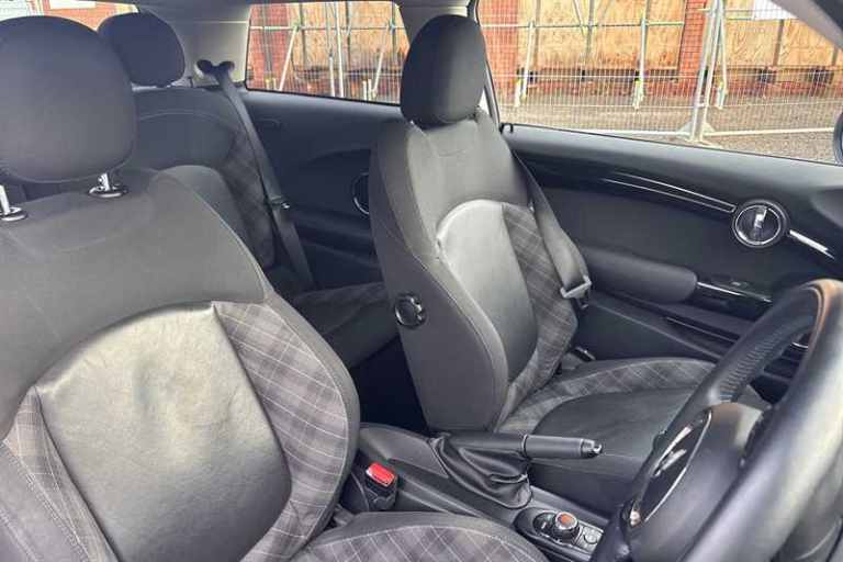 2017 MINI Hatch 2.0 Cooper S Hatchback 3dr Petrol Manual Euro 6 (s/s) (192 ps) Hatchback Petrol M...