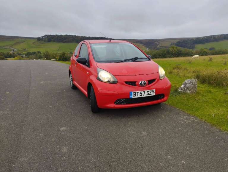 Toyota AYGO Hatchback, 2008, Manual, 998 (cc), 3 doors