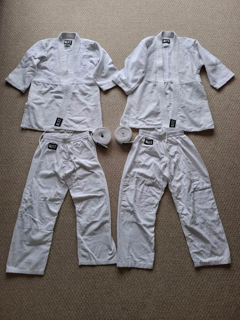 2 kids judo suits £5 each