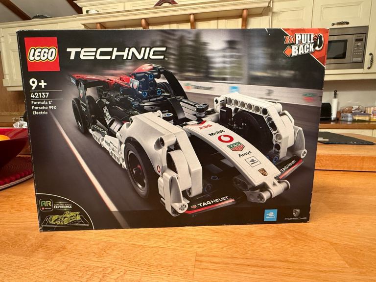 NEW Technic LEGO Porsche 