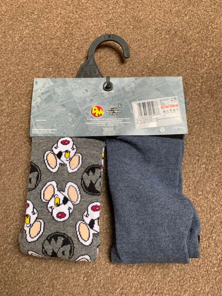 NEW 2 pairs of men’s patterned socks size 6 – 8.5 (EU 39 – 43)