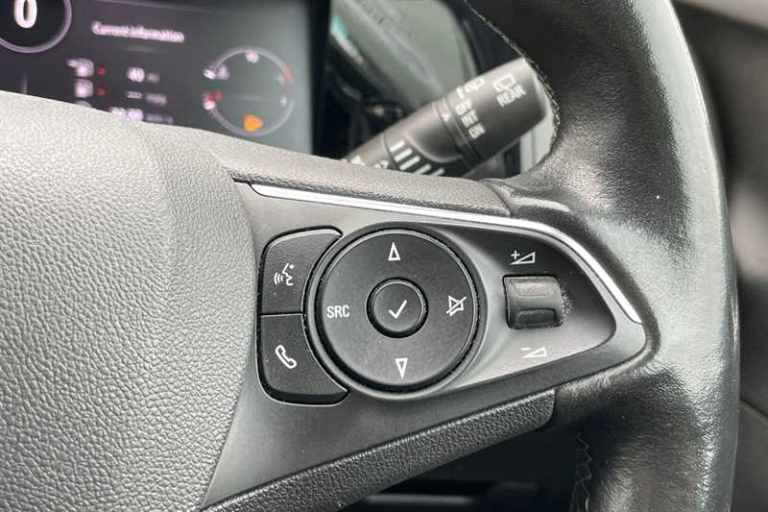 2023 Vauxhall Grandland 1.2 Turbo Ultimate 5dr HATCHBACK PETROL Manual