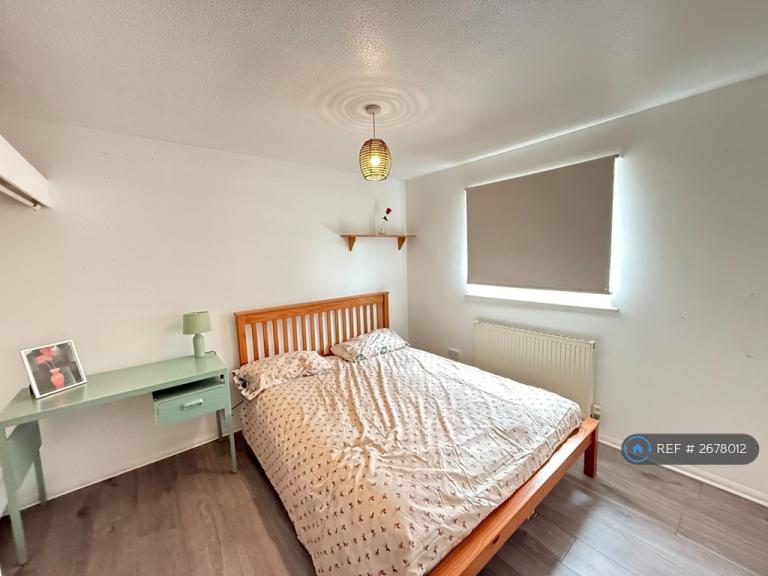 image for 2 bedroom house in Craddock Road, Canterbury, CT1 (2 bed) (#2678012)