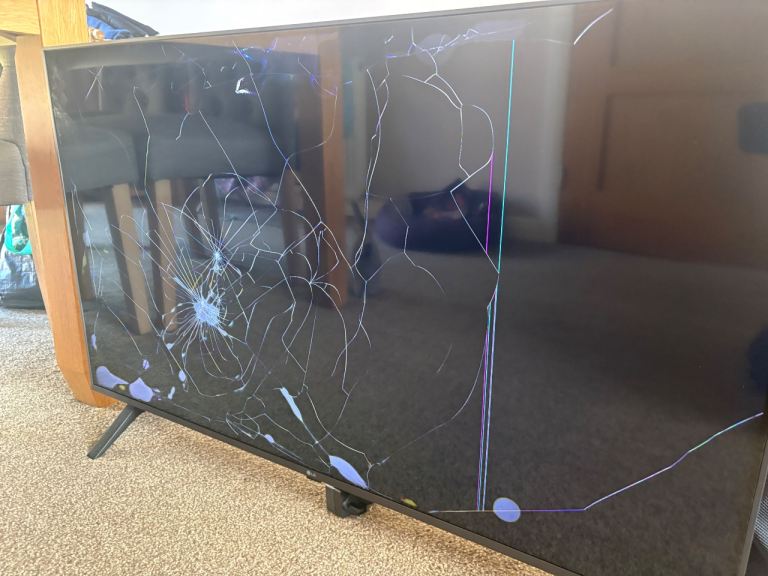 Lg tv 43 broken screen 