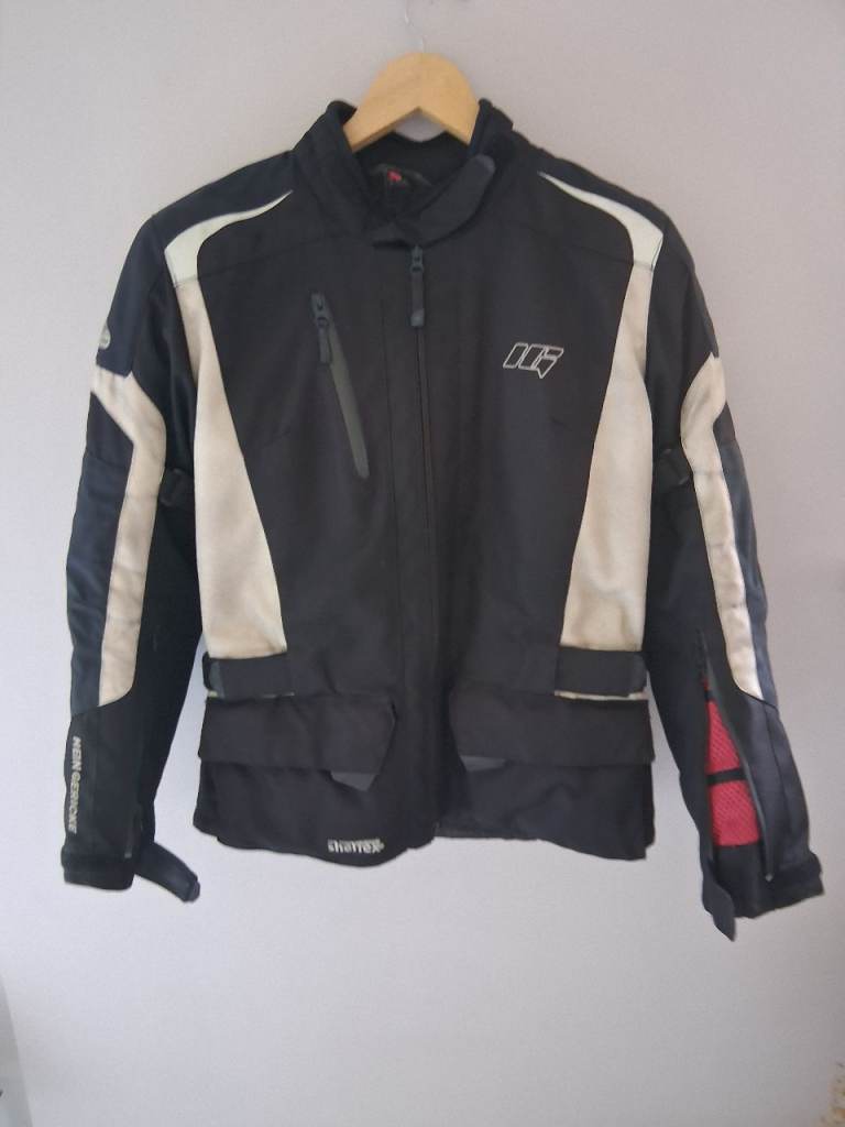 Motorcycle jacket