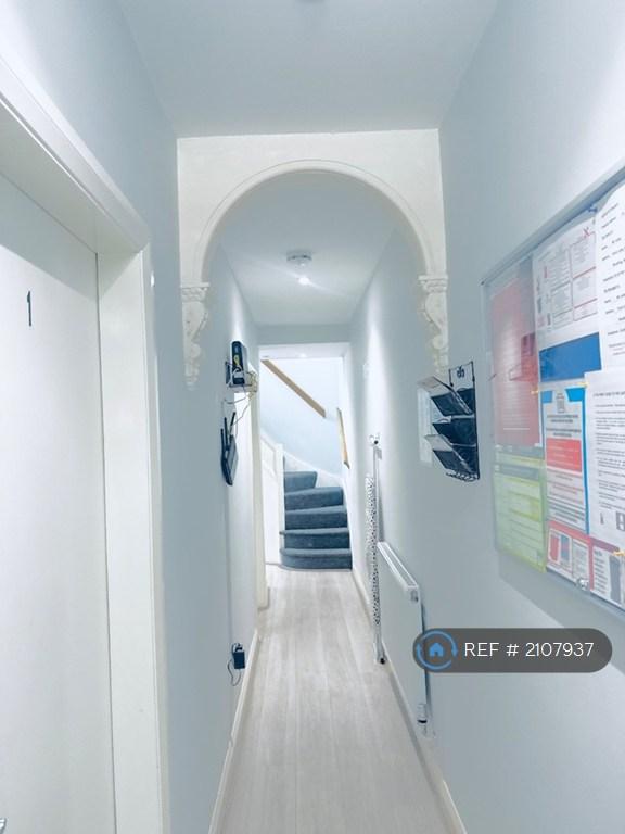 1 bedroom in Southampton Street, Reading, RG1 (#2107937)