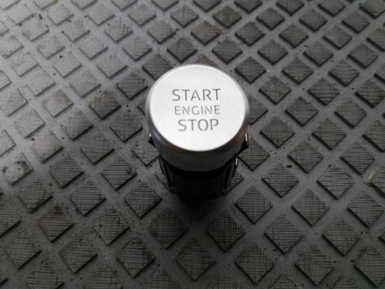 Audi A4 (Audi, A4 : Switch Starter Button) 2015-2025 8w2905217