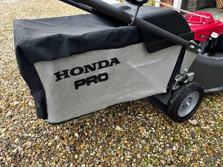 Honda Petrol Lawn Mower Never Used