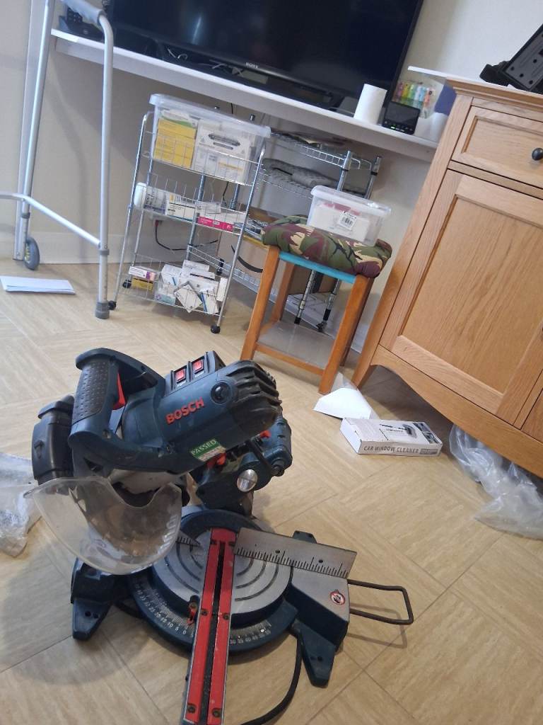 Bosch mitre saw