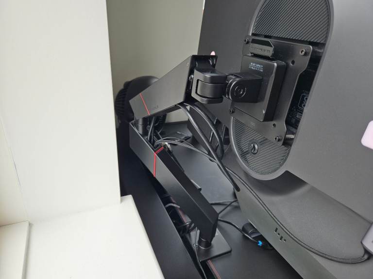 Secret Lab Magnus Monitor Arm