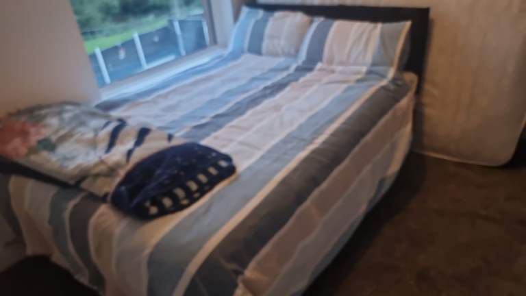 Single & double room to rent 