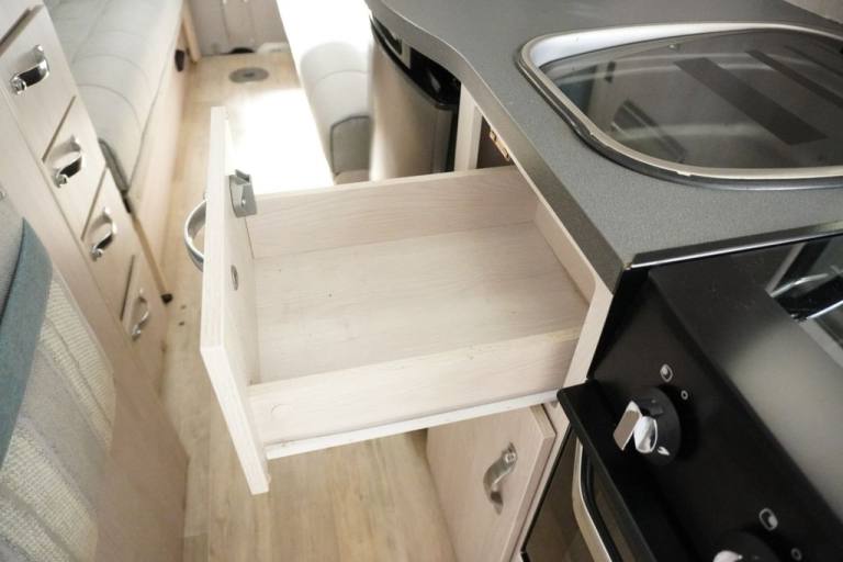 2021 Fiat AUTO-SLEEPERS WARWICK XL 2.3 MultiJetII 35 Maxi Panel Van 5dr Diesel Manual LX H2 Euro ...