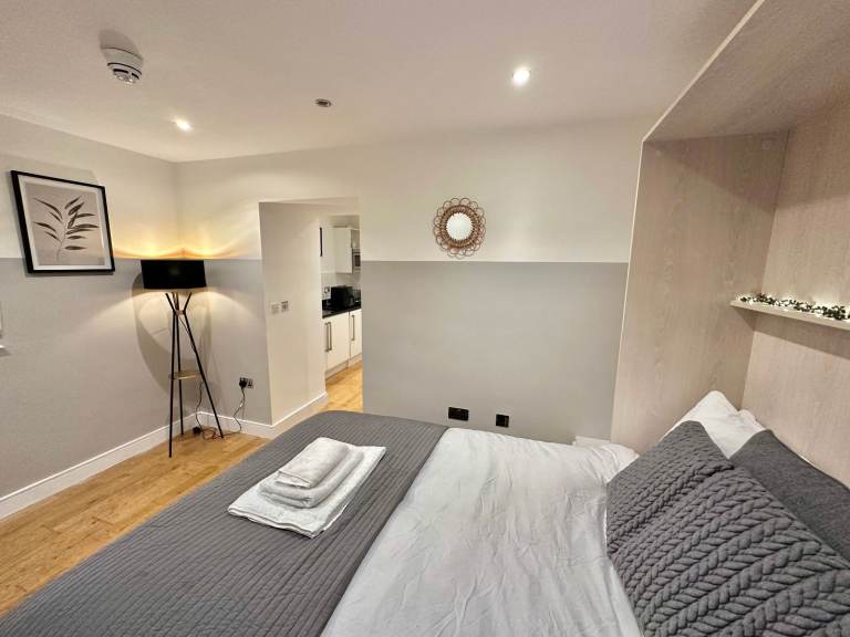 Short Term Rental in Leeds