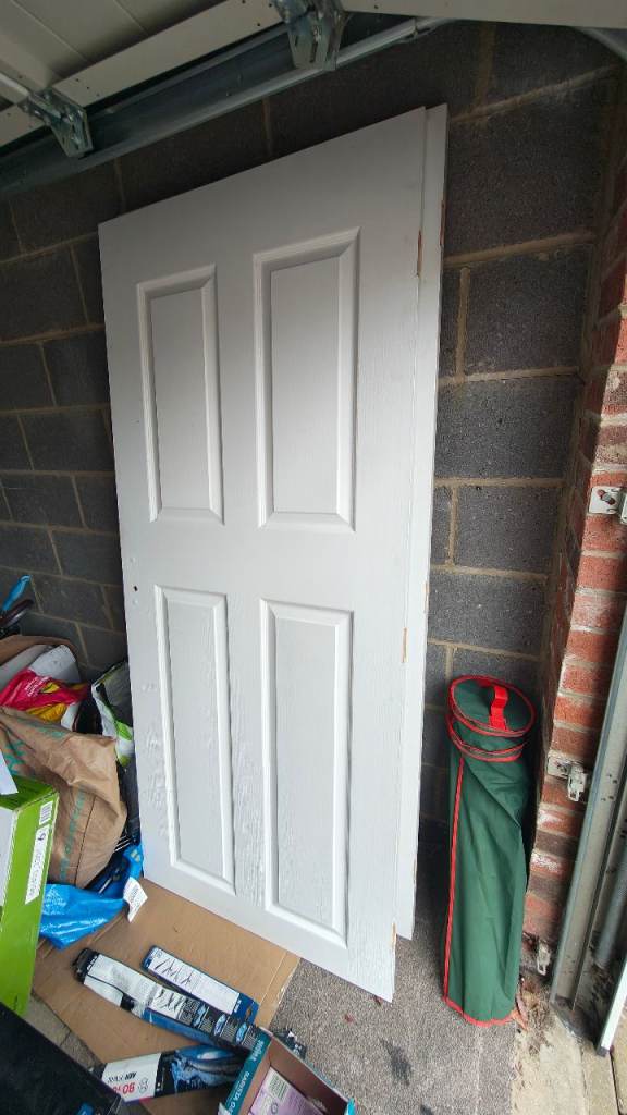 2 Interior / internal doors 78" x 33" / 1981 x 838mm