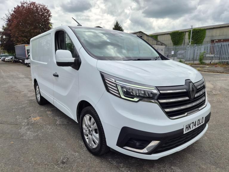 2024 74 RENAULT TRAFIC SL30 Blue dCi 130 Extra [Safety] Van Damaged Salvage 