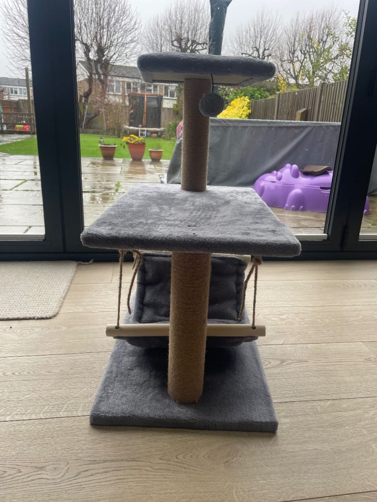 Pets at Home Gizmo Hammock Cat Tower Grey