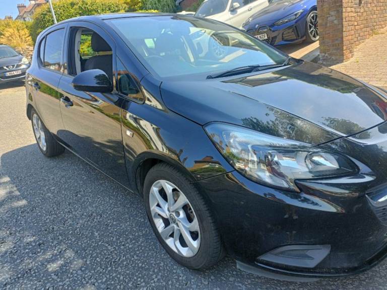 Driving Instructors Car. Quick Sale