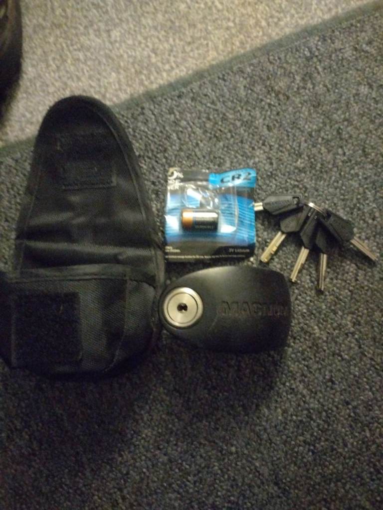 Disc lock with alarm 