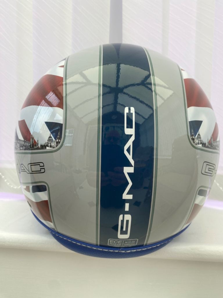 Motor scooter helmet 