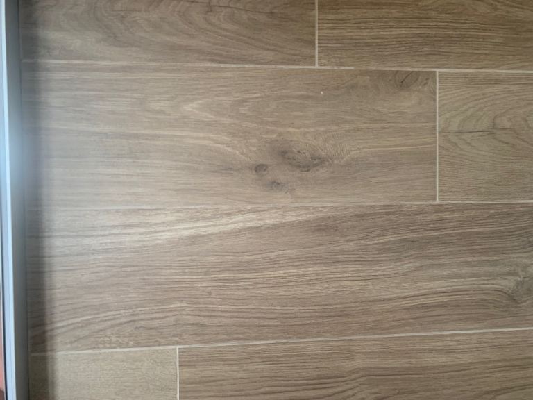 Porcelain floor or wall tiles 
