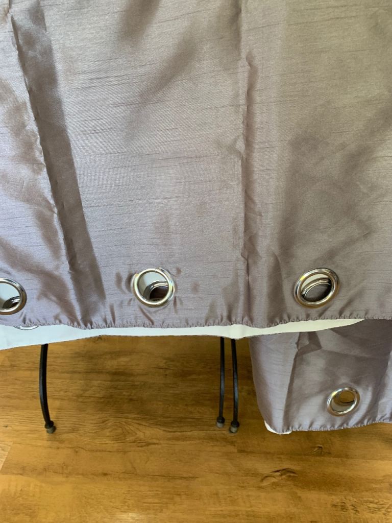 New A pair of curtains 
