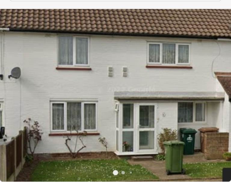 Own suite Room for rent