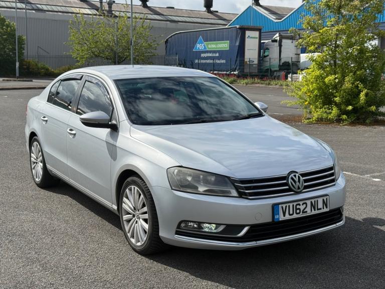 2012 Volkswagen Passat 2.0 TDI Bluemotion Tech Sport 4dr SALOON Diesel Manual