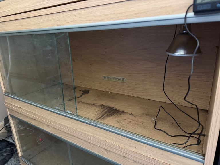 Used Vivariums,terrariums and reptile equipment for sale