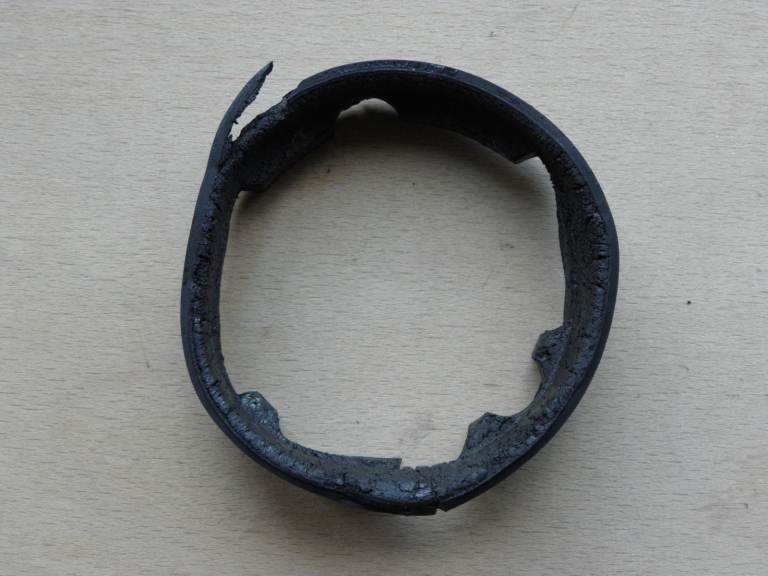 YAMAHA RD200DX SPEEDOMETER TACHOMETER BUFFER CUSHION DAMPER MOUNT FOAM RUBBER