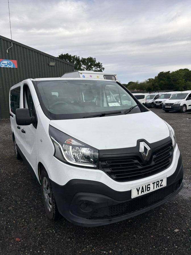 Renault Trafic Trafic SL27 Business Energy dCi Minibus Manual