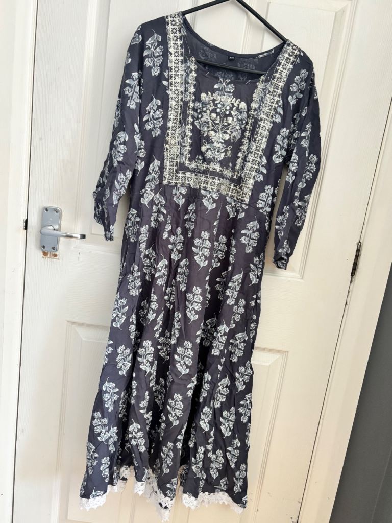 Printed dress