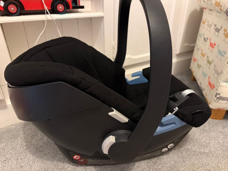 Cybex Atom M car set 