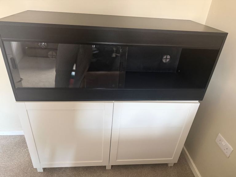 Reptile Vivarium and Ikea Unit 