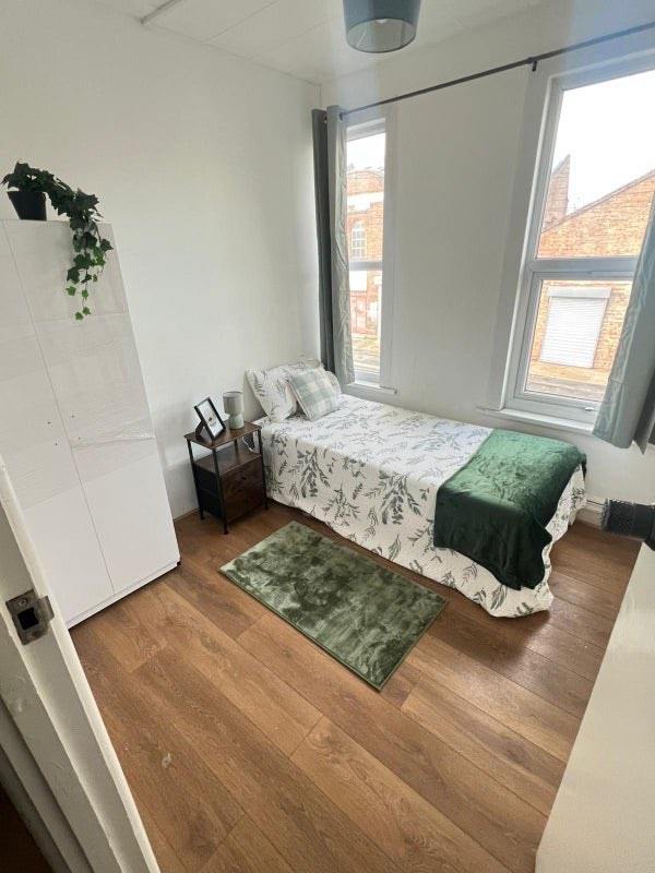 💫Bright & Spacious Single Room – Manor House✨ | Bills Incl!!!