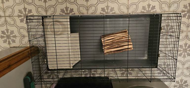 Ferplast 120 guinea pig cage