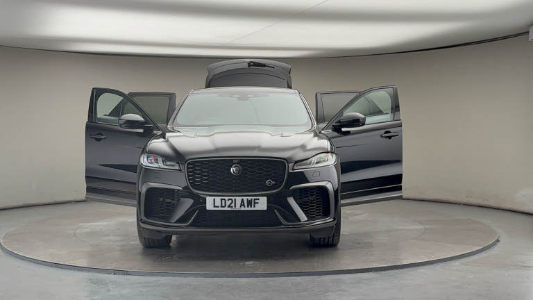 2021 Jaguar F-Pace 5.0 P550 V8 SVR SUV 5dr Petrol Quickshift AWD Euro 6 (s/s) (550 ps) SUV Petrol...