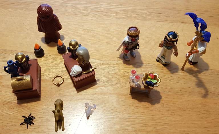 Pl;aymobil Roman & Egyptian Characters
