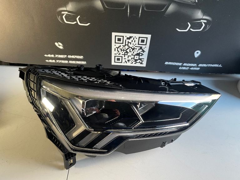 AUDI Q3 LED COMPLETE DRIVER SIDE HEADLIGHT 2019-2023