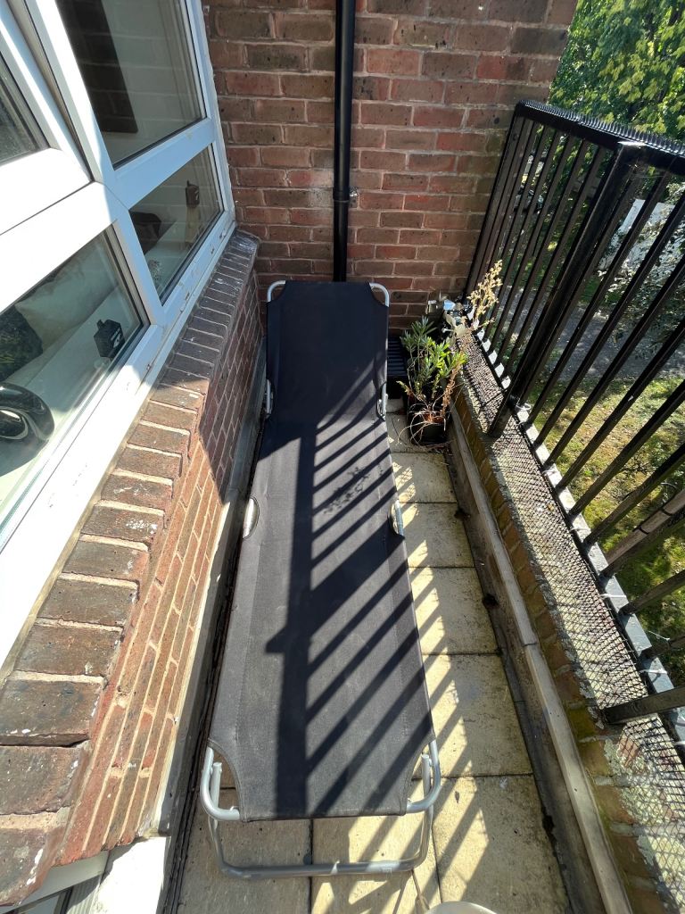 image for Chaise longue - sun bed 